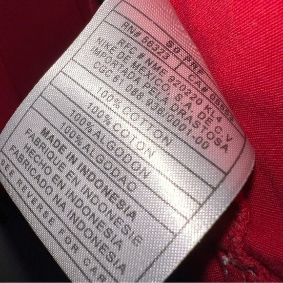 Nike Women’s Red Cotton Zip Up Jacket Size Medium (8-10) - Picture 7 of 11